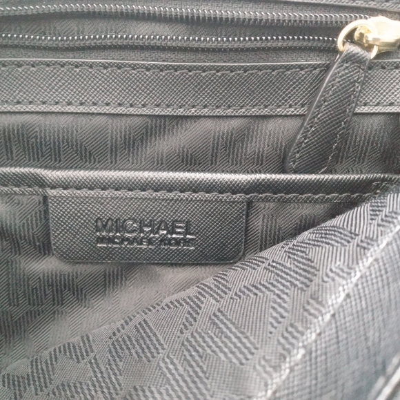 Michael Kors Bag - Picture 5 of 12